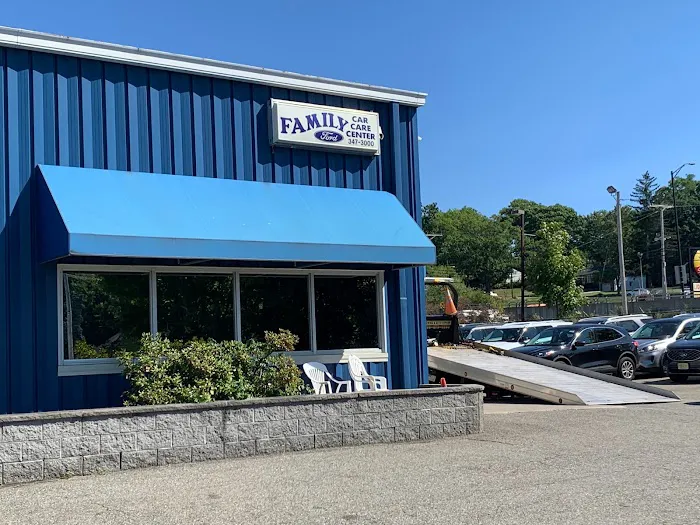 Family Ford Car Care Center 2