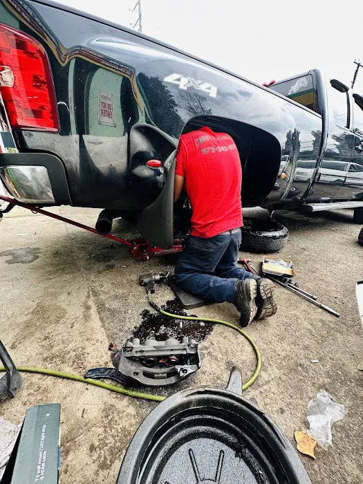 Chris Auto Repair 2