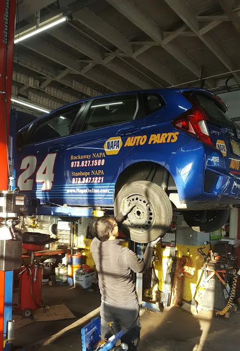 Manny's Tires and Auto Service 3