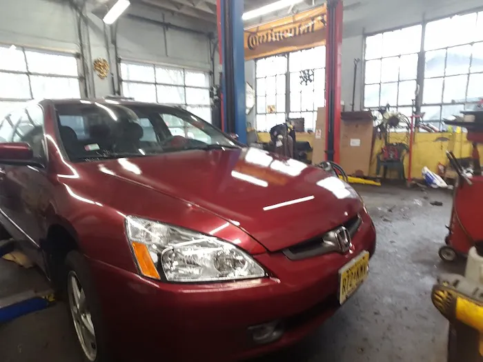 Manny's Tires and Auto Service 5