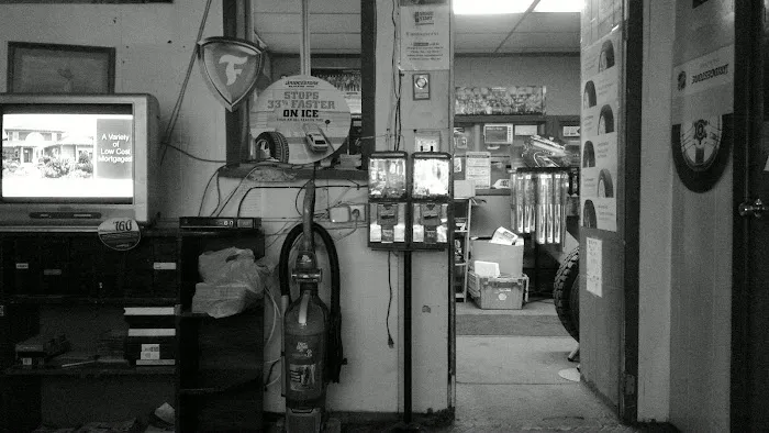 Mike’s Tire Discount & Auto Service Center 3