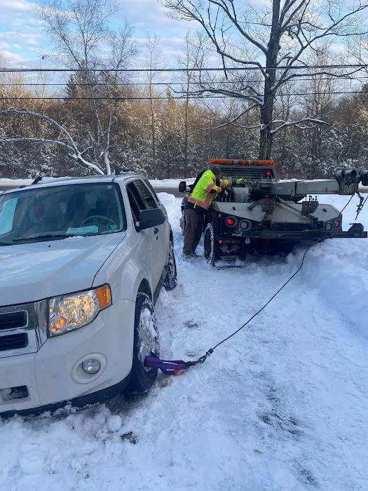 Kizer's Auto Body & towing 4