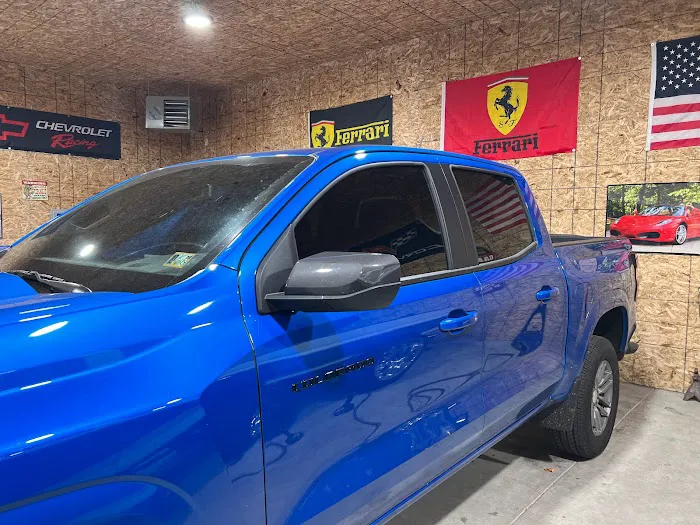 Dilly's Tint Shop 6