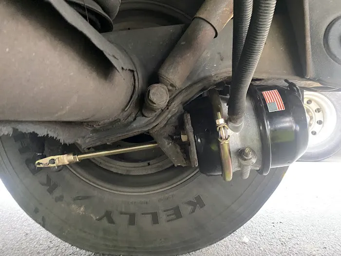 Heavy Duty Truck and Trailer Repair 6