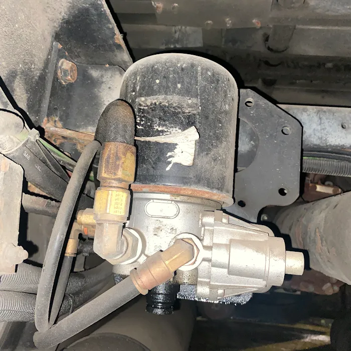 Heavy Duty Truck and Trailer Repair 8