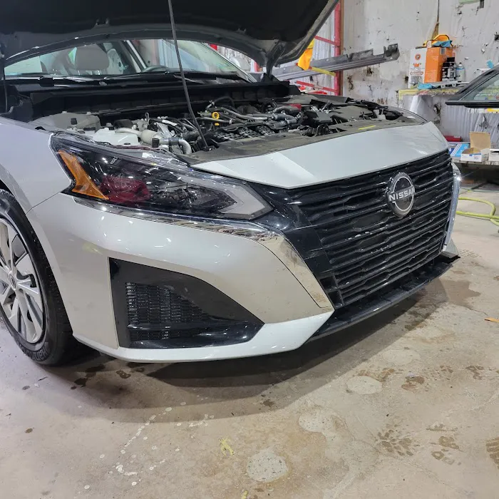 Supreme Tires & Auto Works 4