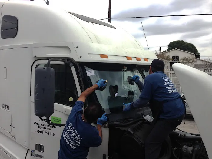 Osuna Auto Glass 0