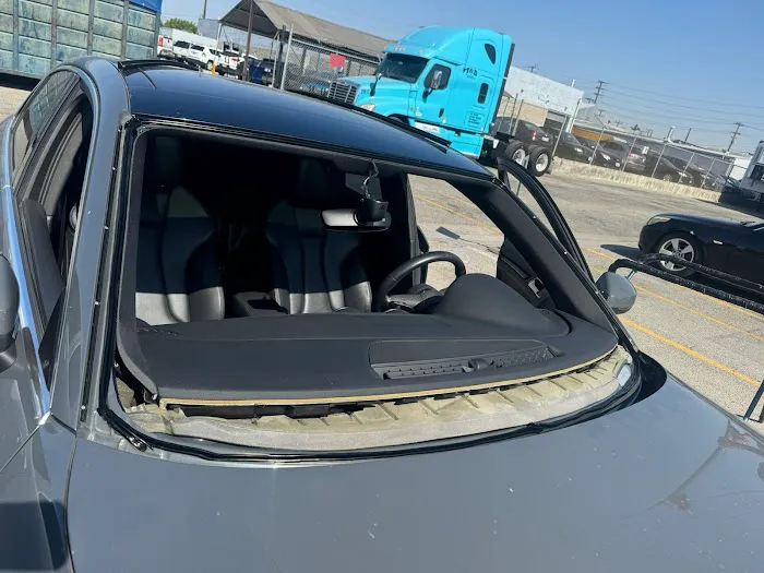 EZ-E Express Auto Glass 5
