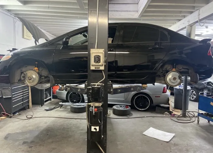 Hans Automotive Shop 3