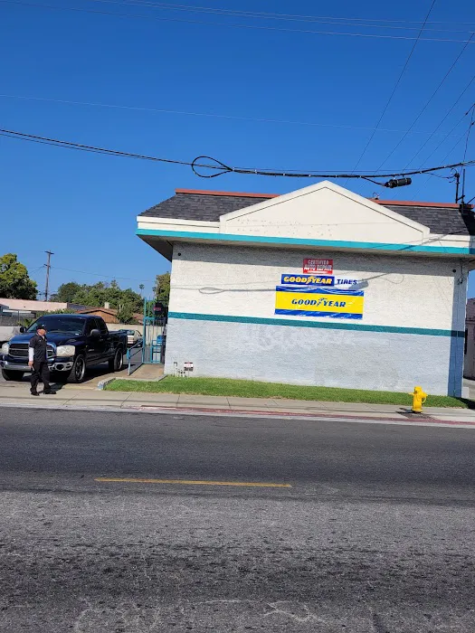 Cudahy Auto Center 5
