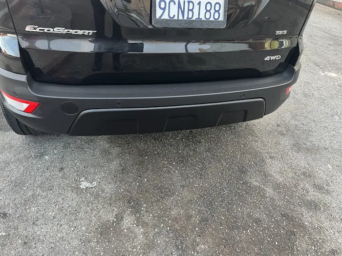 Icon Collision Center 5