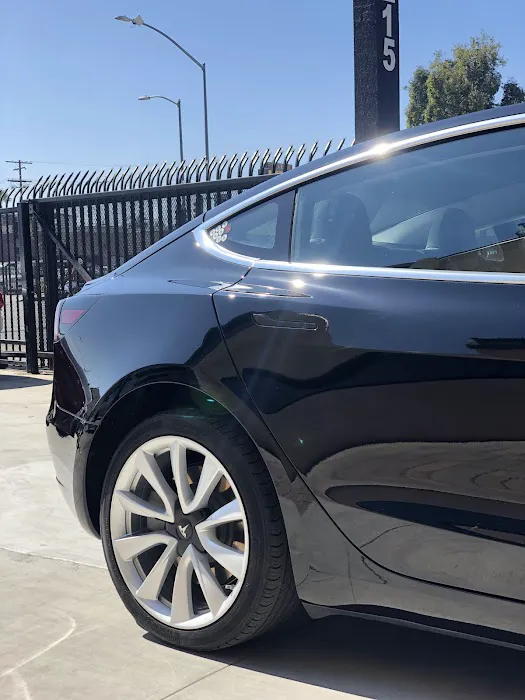 Huntington Park Collision Center 4