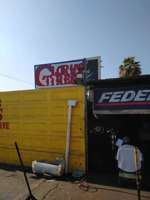 Glorias Tires 0