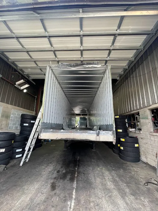 PA Truck Center 1