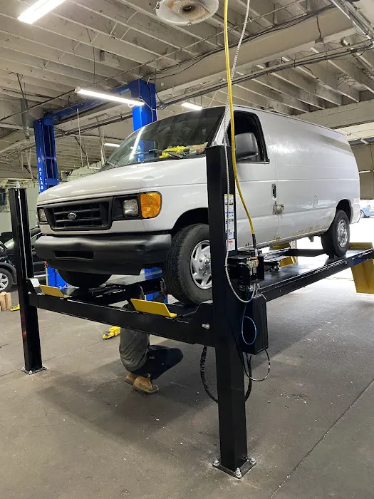 Precise Collision Center 0