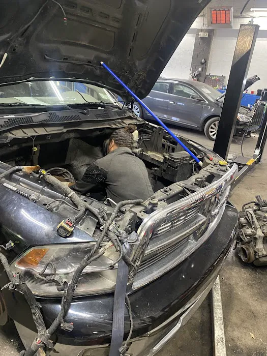 Precise Collision Center 4