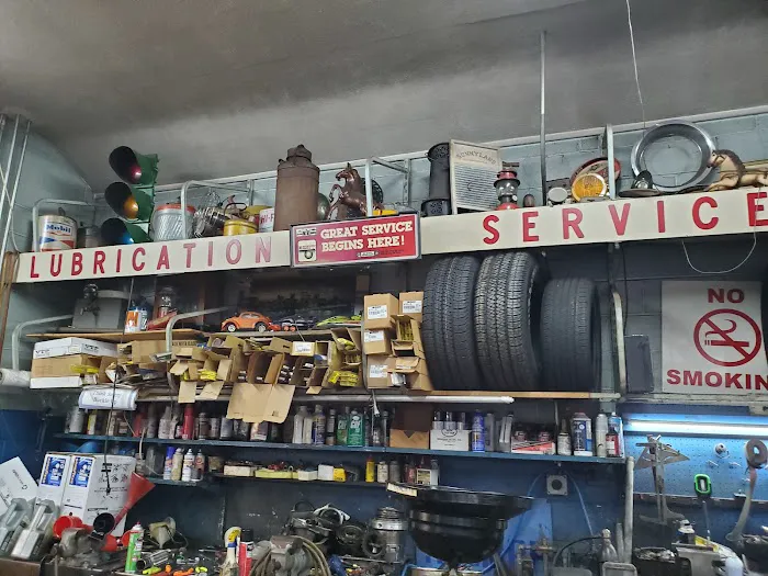 Garrett Hill Auto Service 0