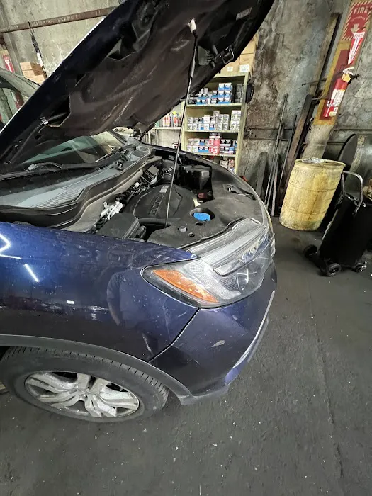 Mike's Auto Repair 3