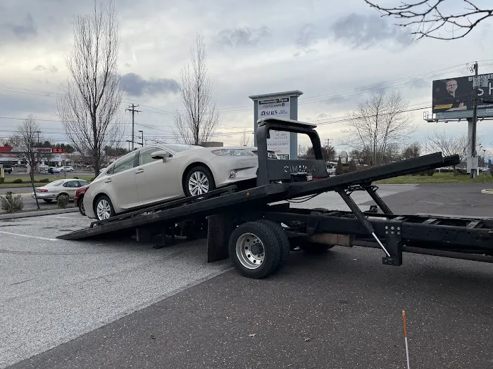 AAA Warminster Car Care Insurance Travel Center 7