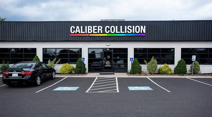 Caliber Collision 7