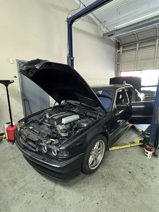 Royal Auto Repair 4