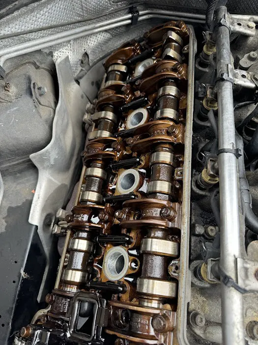 Royal Auto Repair 9