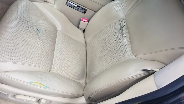 WNJ Automobile Upholstery 0
