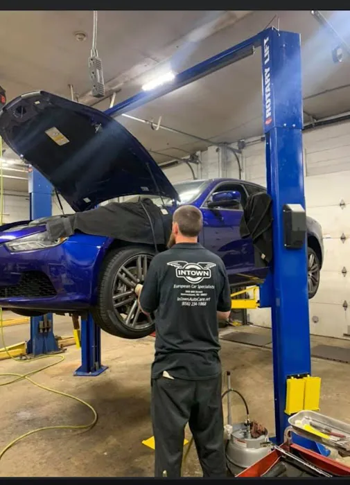 InTown Auto Care - European Automotive Repair: Audi, BMW, Land Rover, Mercedes, Mini, Porsche, Volkswagen 1