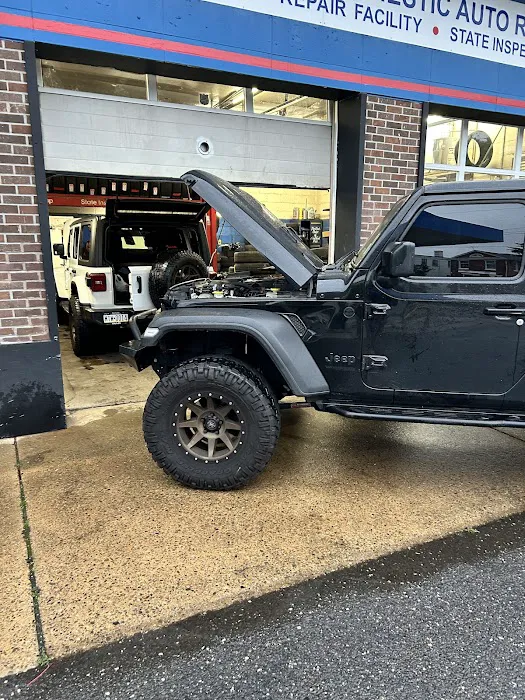Royalty Tire 0