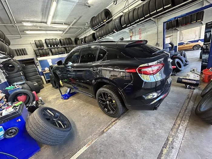 Royalty Tire 8