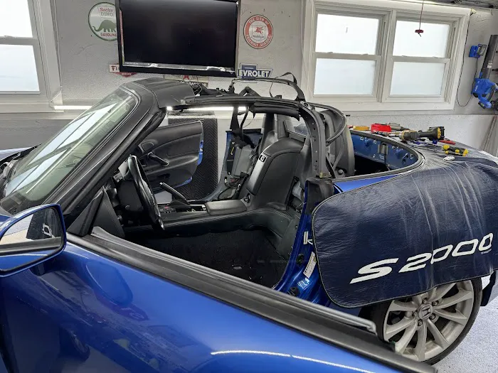 REVIVE Convertible Car Care 3