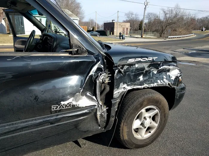 Marcelo's Auto & Motorcycle Body Shop 2