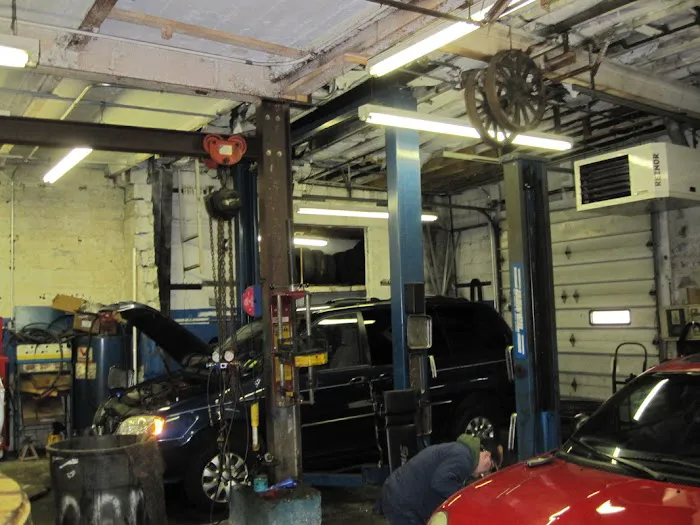 Auto Radiator Service - Auto Repair Experts 4