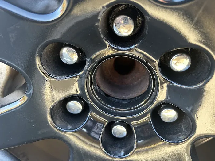 Mr. Tire Auto Service Centers 3