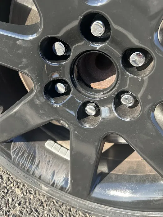 Mr. Tire Auto Service Centers 6