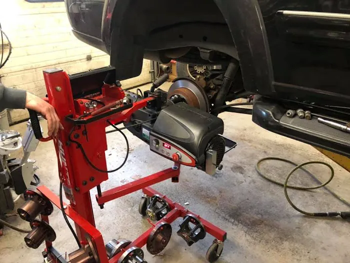 Van Meter Auto Repair 1
