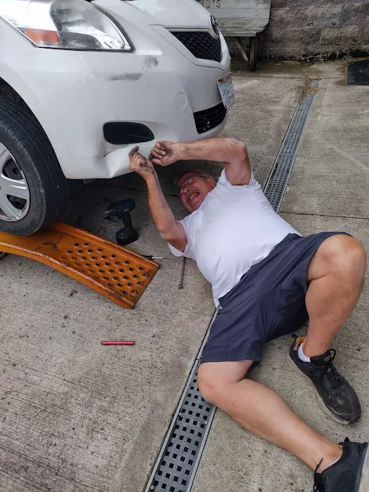 Brad's Alternator & Starter 1