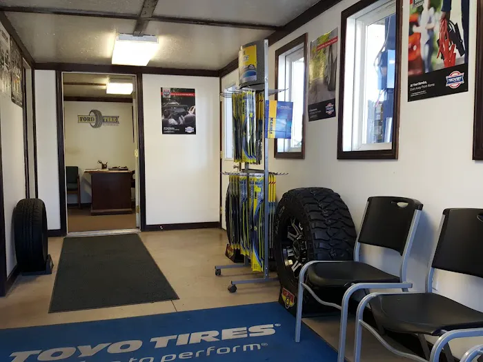 Ford Tire & Service 5