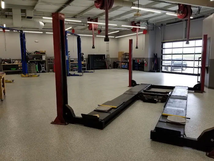 Deiderick Motors Service Center 8