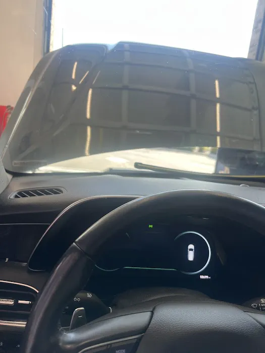 Valvoline Instant Oil Change 9