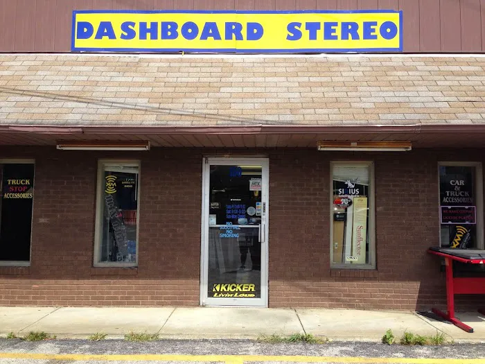 Dashboard Stereo 6