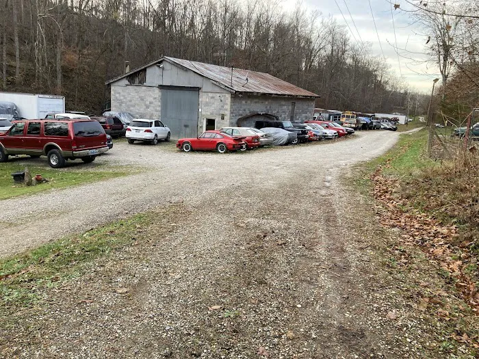 Strouds Automotives 0