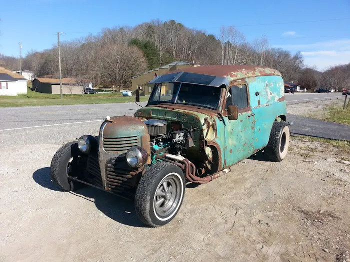 Dean's Auto Body & Auto Parts 3