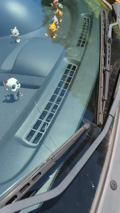 Rite-Way Auto Glass 9