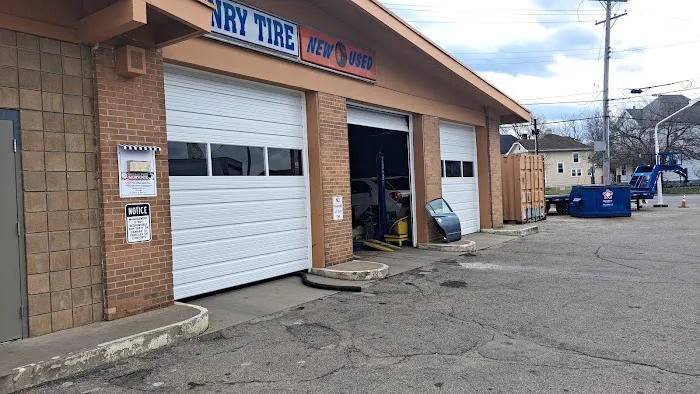 Henry Tire 7