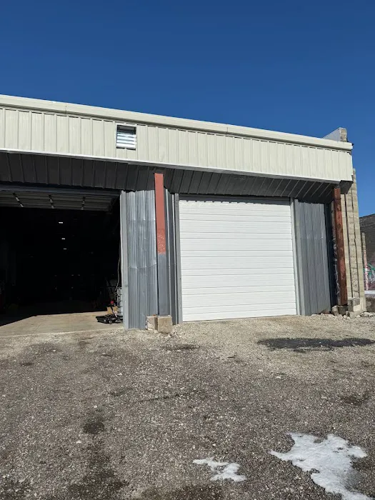 Delo Truck Center LLC 2