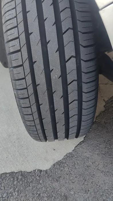 Ledesmas Tire Shop 5