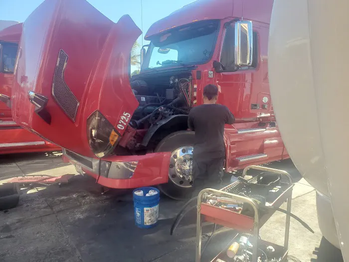 RUIZ RUIZ DIESEL REPAIR 2