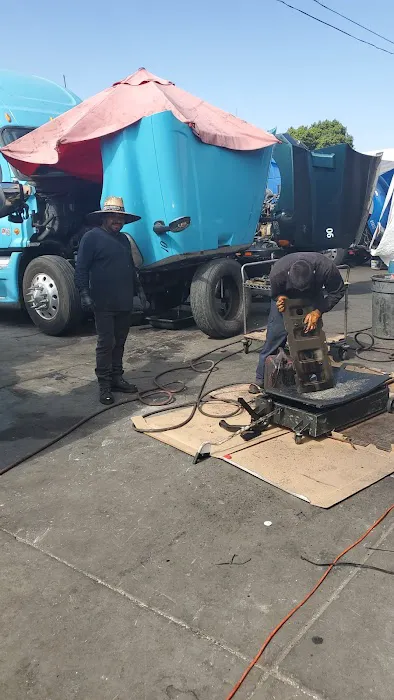 RUIZ RUIZ DIESEL REPAIR 5