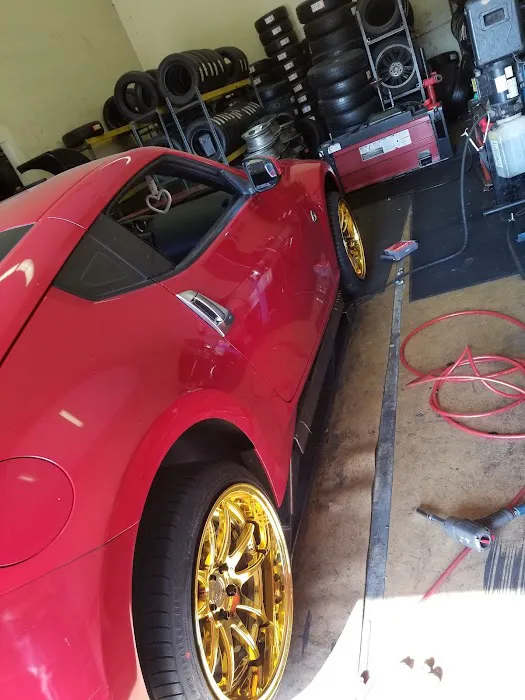 LLANTERA CERVANTES INC [tire shop] 0